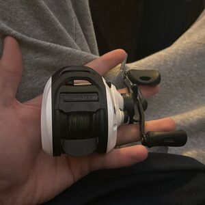 Genike Ez cast reel